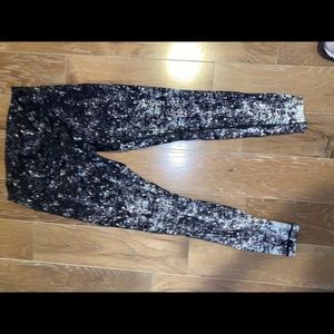 Lululemon high rise print leggings
